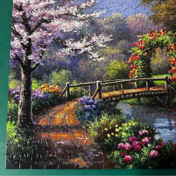 SALE!!! 500 piece puzzle English cottage #3 - Picture 7 of 10
